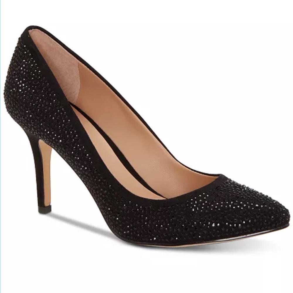 NEW INC Embellished pointed toe Pumps!